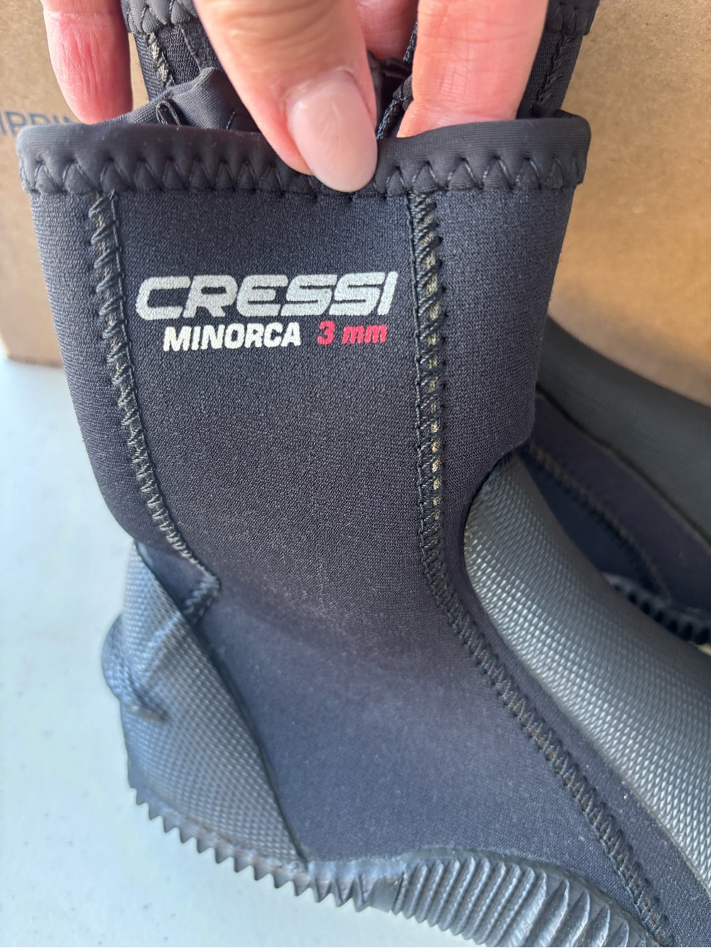 Men’s 5 Womens 6 Minorca Cressi 3mm Neoprene Dive Boots - water shoes Black